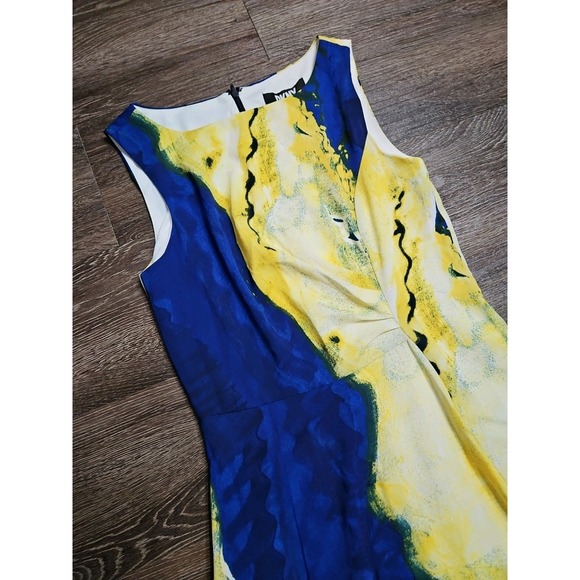 DKNY Women's Side Ruched Sleeveless Midi Dress In Lemonade Combo - Picture 6 of 14